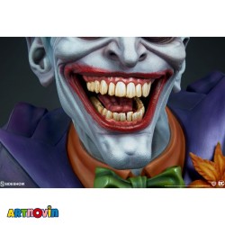 مجسمه نیم تنه جوکر